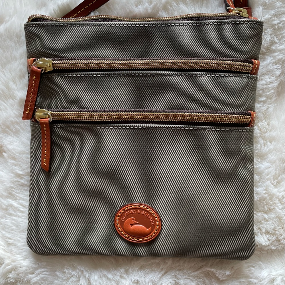 Dooney&Bourke North South triple zipper olive green brand new with tags.